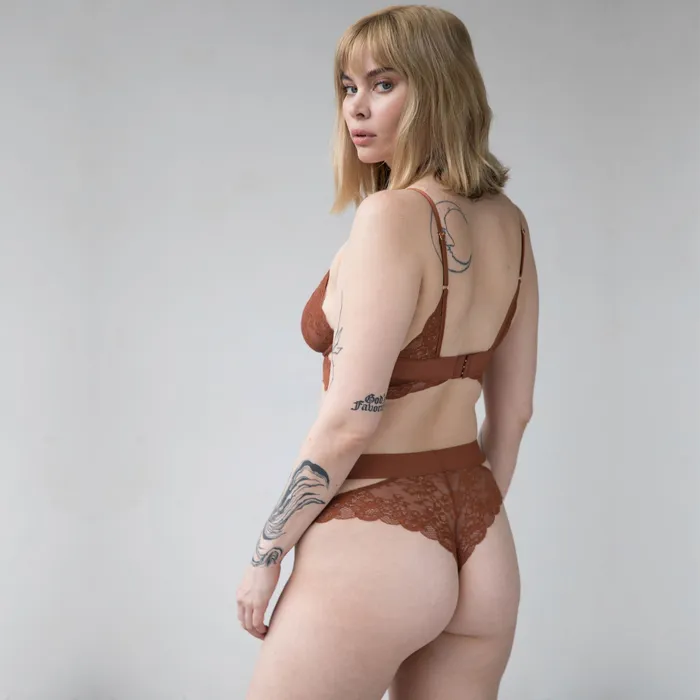 Female Sex Toys Monique Morin Monique Morin Wild Lace Long Line Bra in Salted Caramel XL