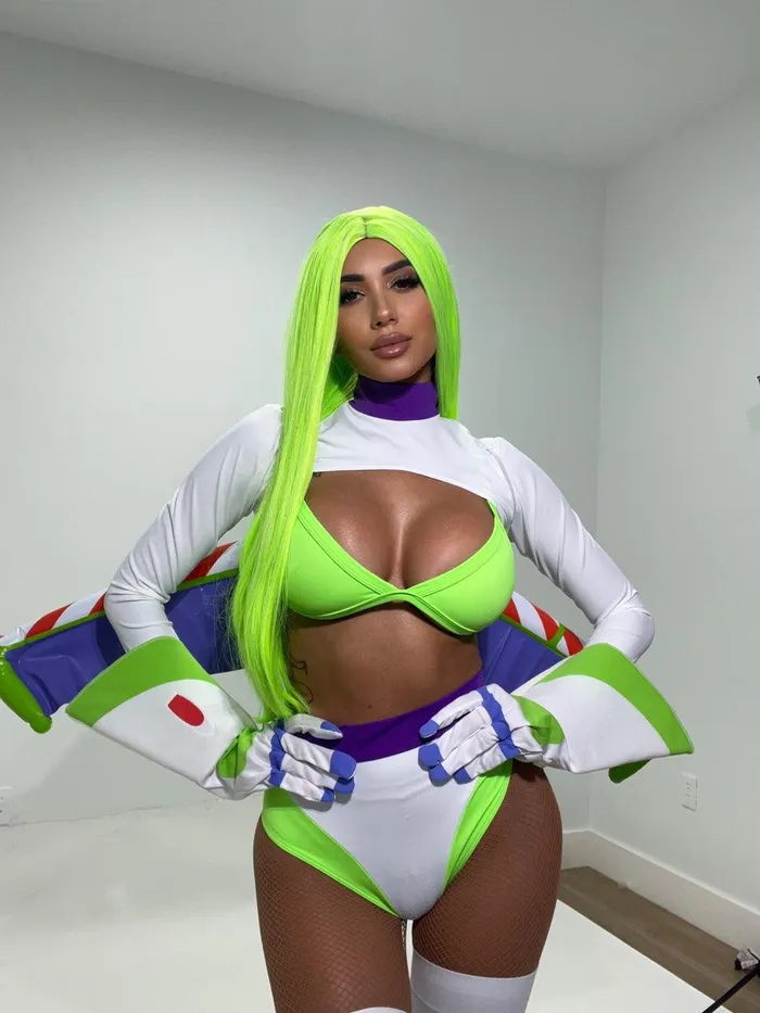 Playthings Miami Dildos The Buzz Exclusive Costume